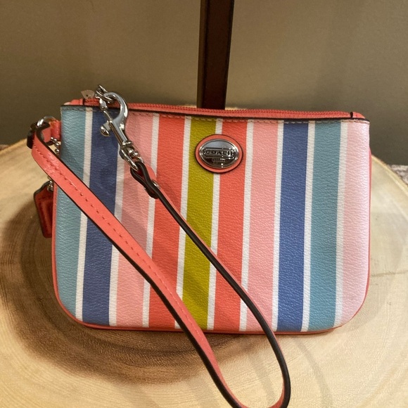 NEW‎ Coach Peyton Rainbow Stripes Medium Wristlet Wallet Coin Purse Dual Pouch - Picture 1 of 6